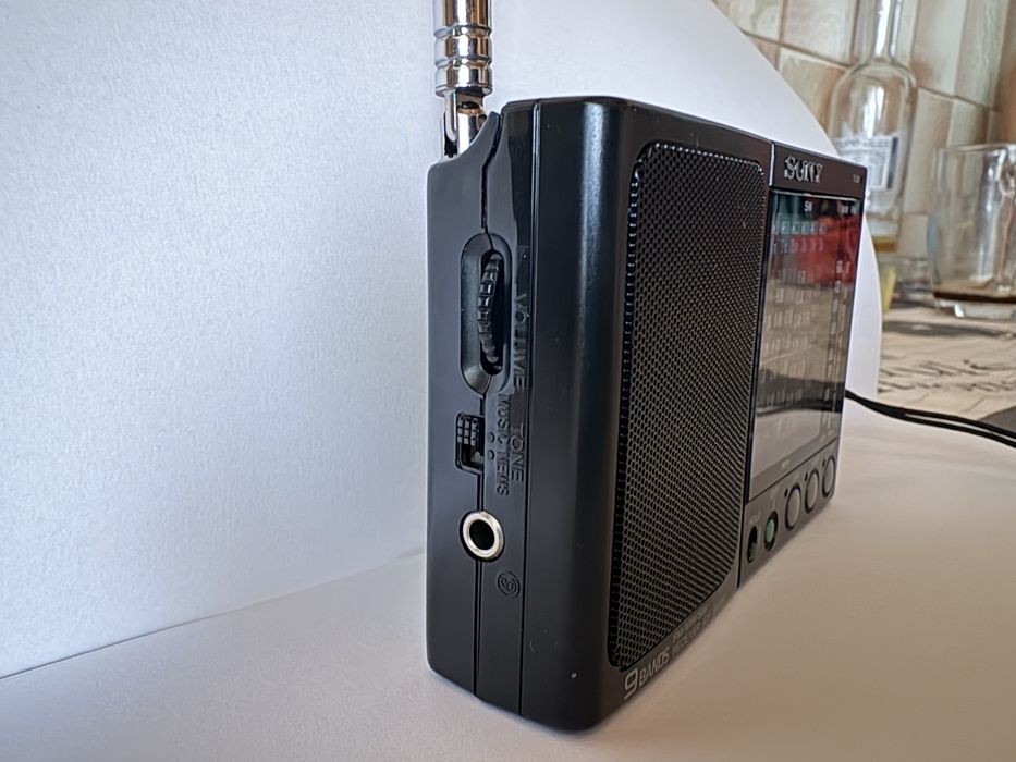 Radio Sony ICF SW20 (Made in Japan) 1989