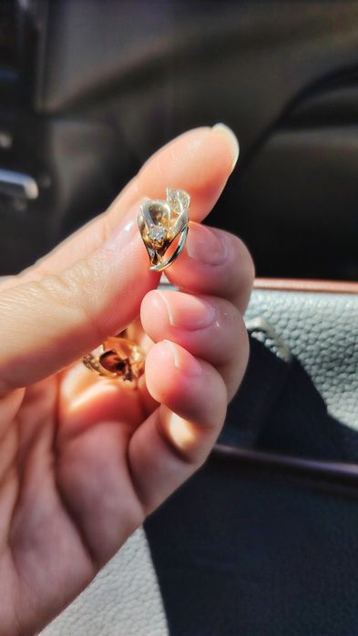 Продам серёжки 585