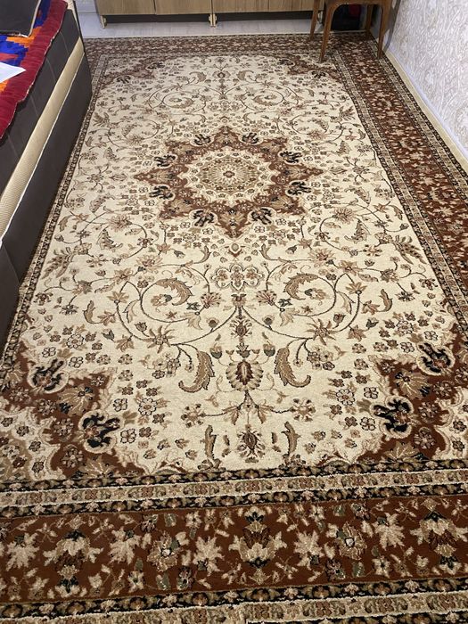 Срочно!!! продам ковры. Уступлю.