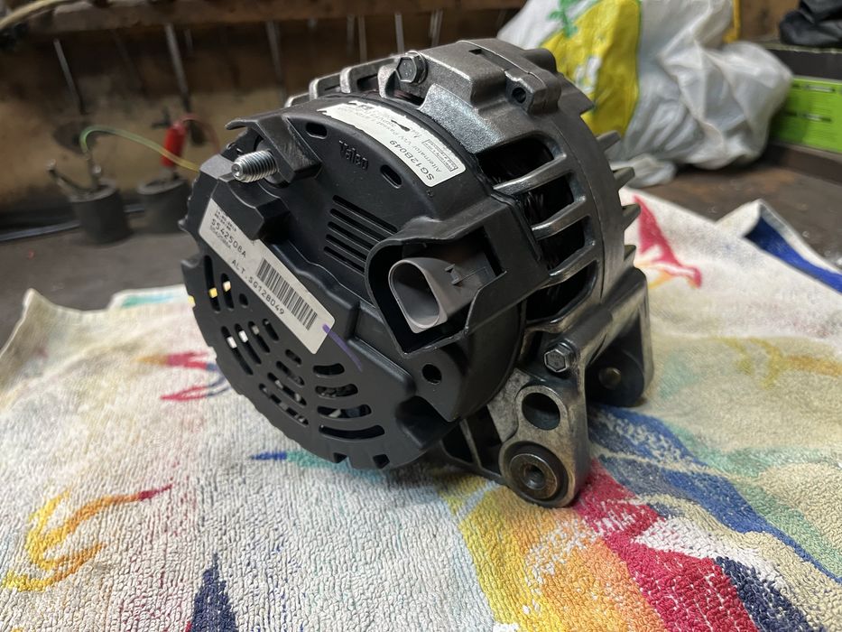 Алтернатор Valeo 120A  VW 1,9TDI