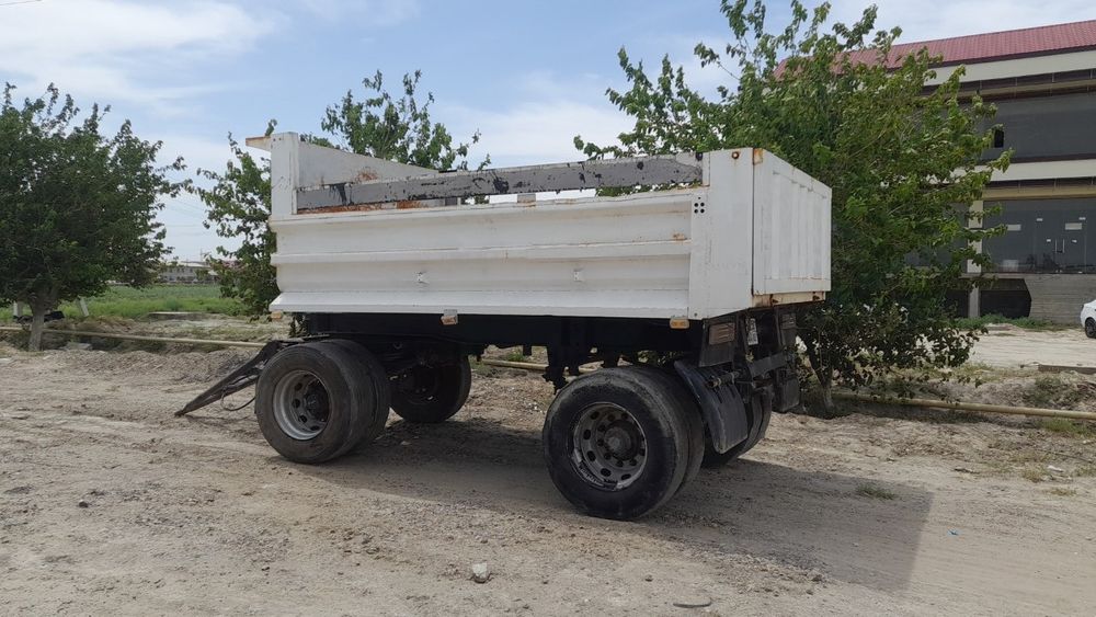 Прицеп самасвал 10куб с хорошим состояние