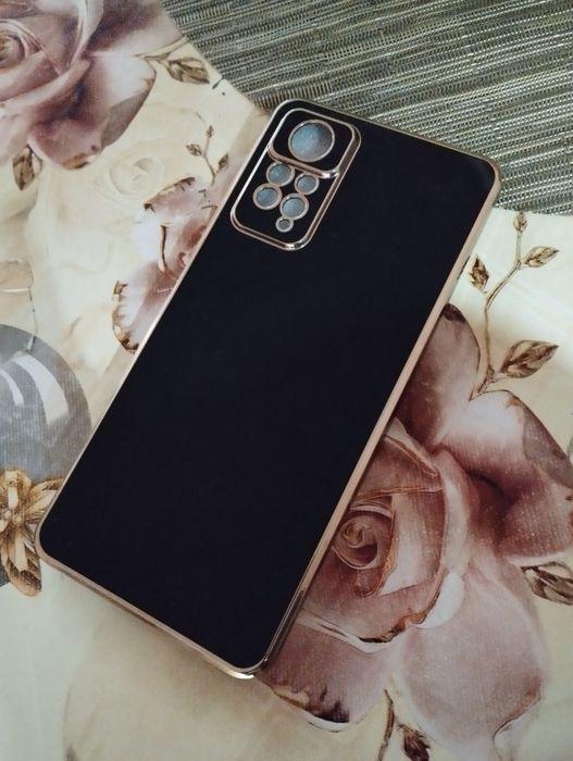 Чехол Редми нот 11 продаётся