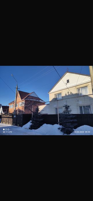 Продам двухуровневый дом район КСК