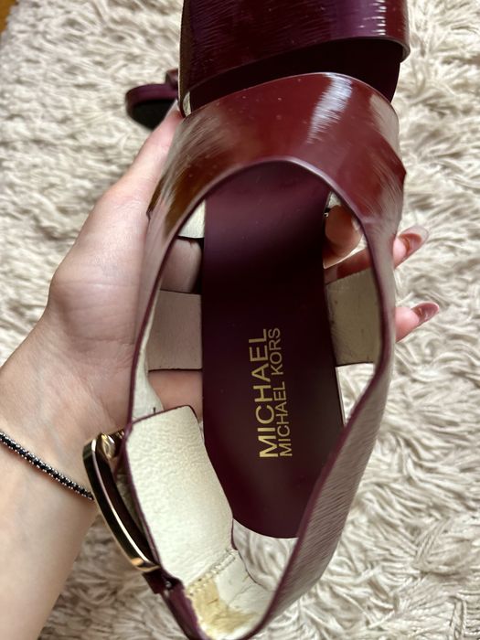 Sandale elegante Michael Kors