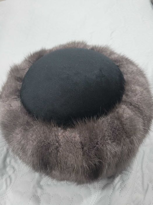 Продам норковую шапку в идеальном состоянии.