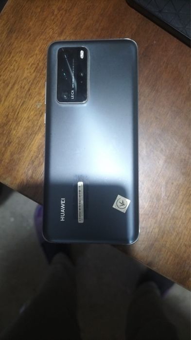 Vând Huawei P40 Pro