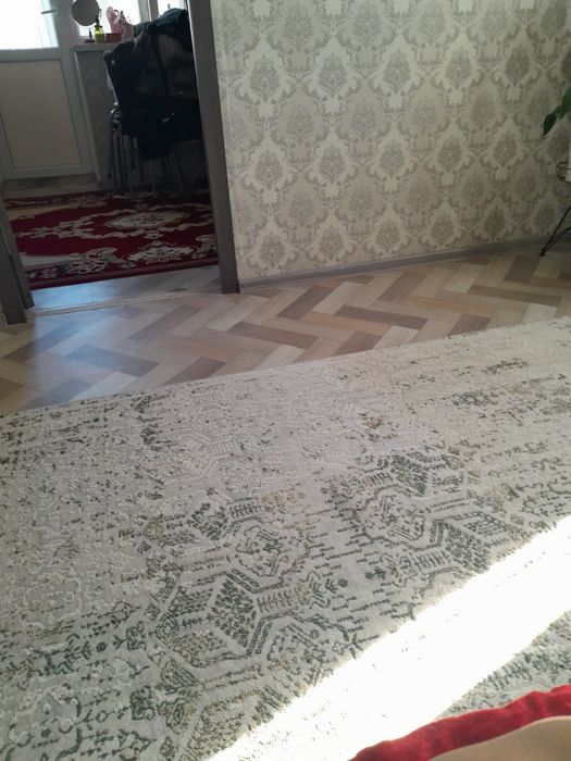 Срочно,продам в центре