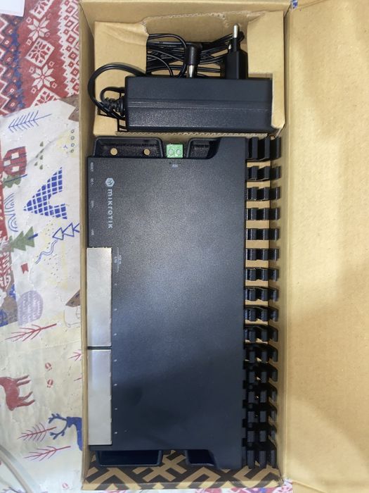 MikroTik RB5009UG+S+IN новый