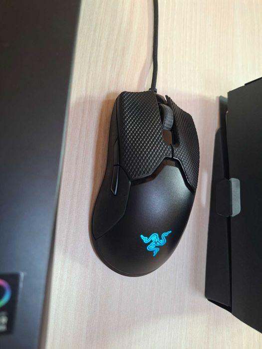 Razer Viper геймърска мишка с grip tape
