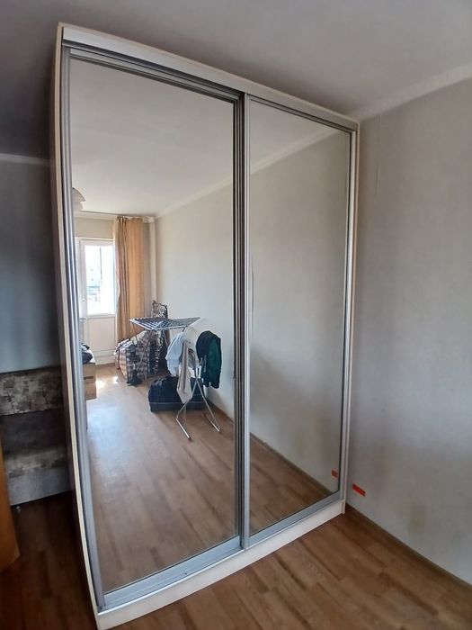 Продам шкаф,шифонер есть доставка