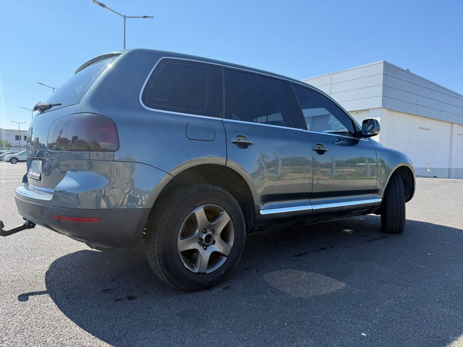 Volkswagen Touareg 2.5 tdi