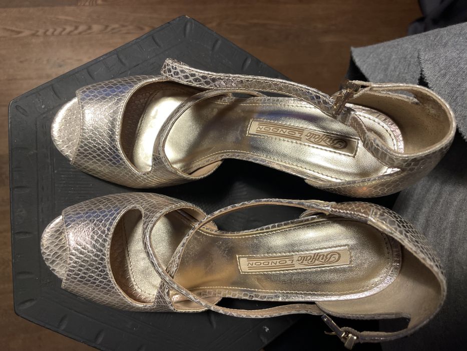 Pantofi 39 Buffalo London