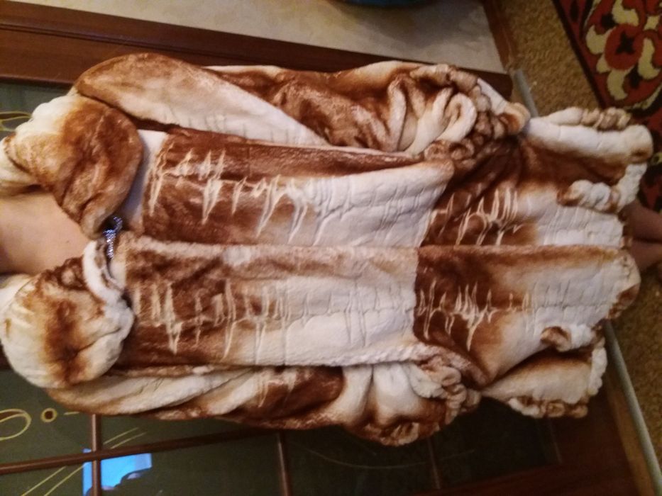 Продам норковую шубу