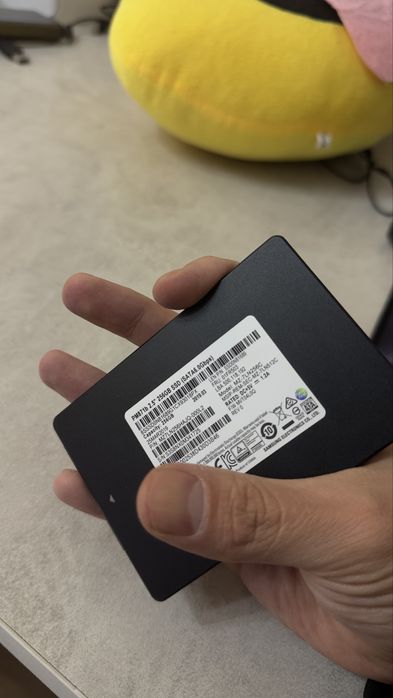 SSD 256 gh в отличном состоянии