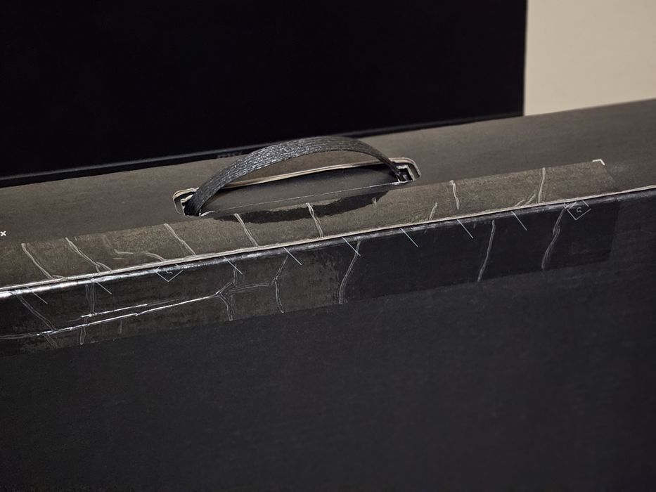 Чисто нов Alienware 18 Area-51 / Core Ultra 9 275HX / RTX 5080 16GB / 32GB / 2TB SSD / 300Hz