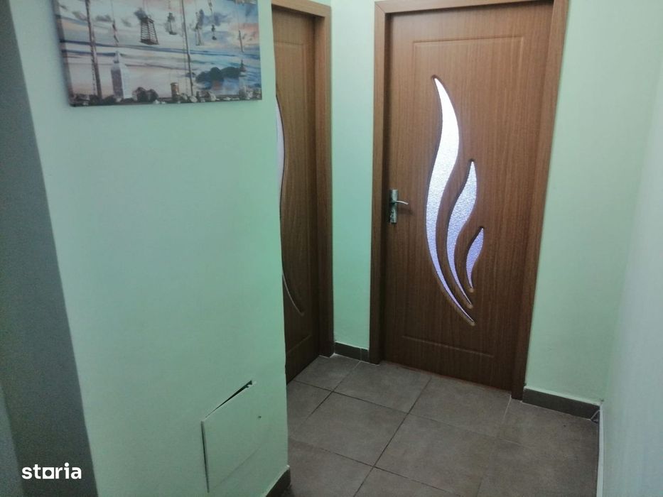 3 camere, mobilat și utilat, centrala proprie, bloc 1989, stradal