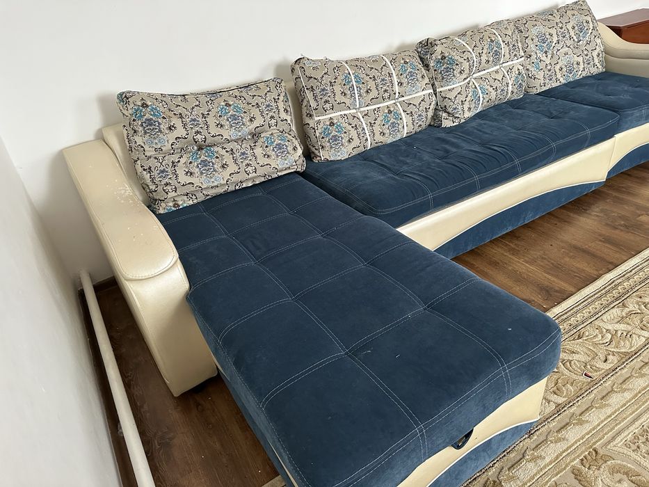 Диван в гостиную