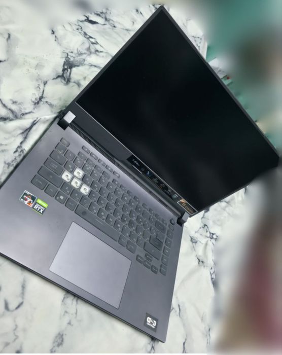 Игровой ноутбук Asus ROG Strix G15