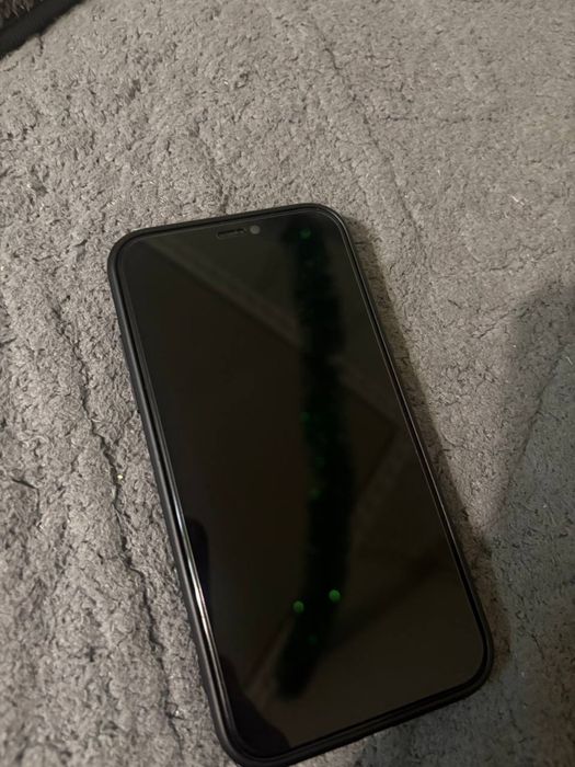 продам айфон 11 64gb