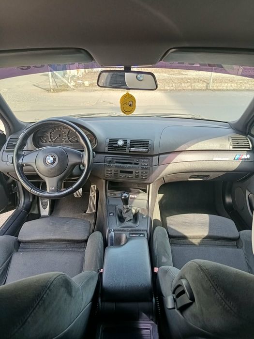 Vând  BMW  E46 compact  M-paket 
Anul 2004 motor 1.8 benzina 116cp eur