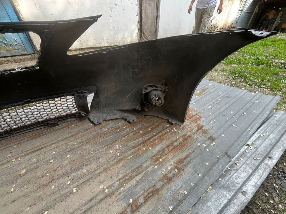 Бампер передний is lexus