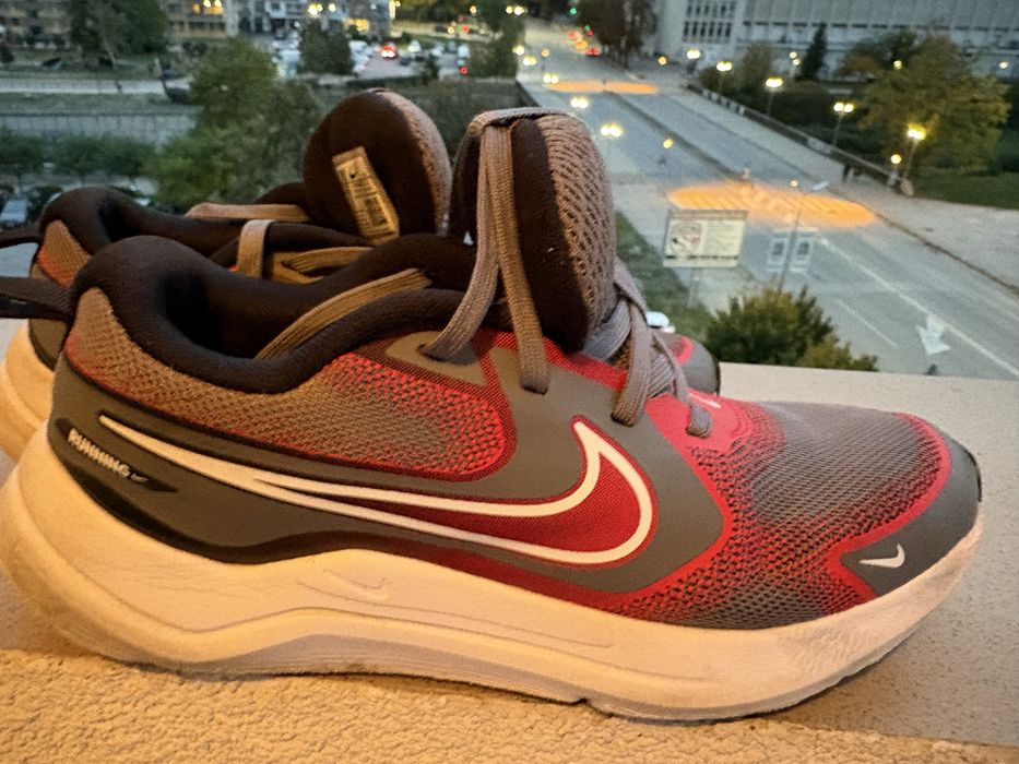 Лека маратонки за спорт 38 номер nike