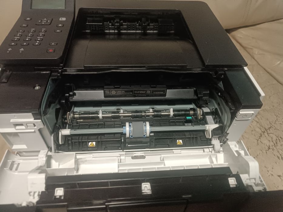 Продам принтер Канон 223 dw