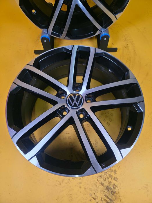 2 Jante Aliaj 5x112 18'' 7.5J ET 49 OEM VW Golf 7 GTD COD 5G0601025A0