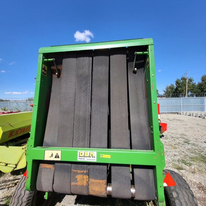 Пресс подборщик JOHN Deere 550