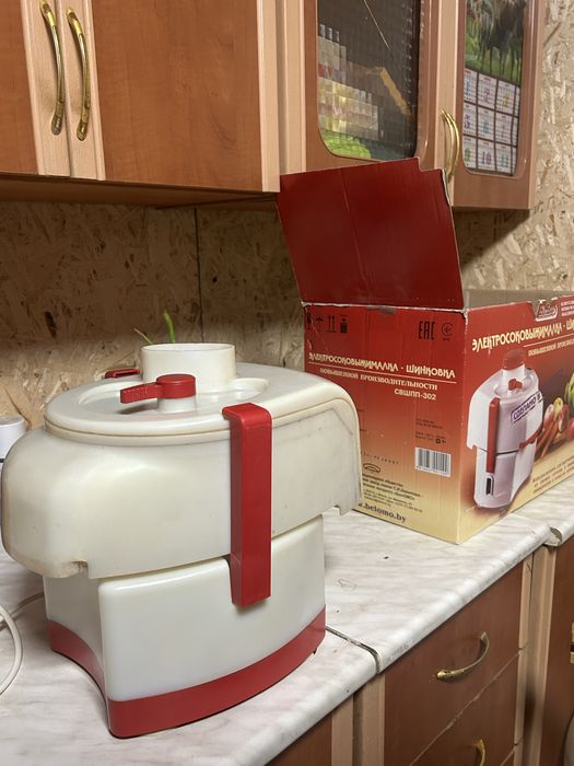 Продам соковыжималку