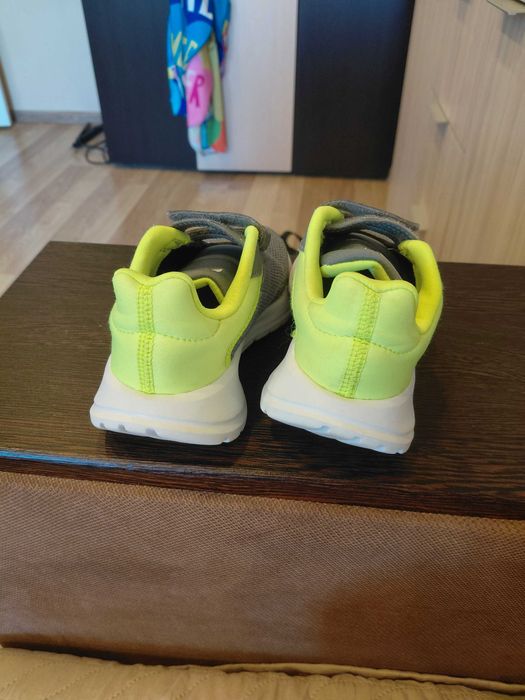 Детски маратонки-Adidas-28 н.