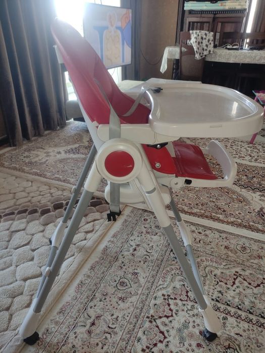 Столик для кормления