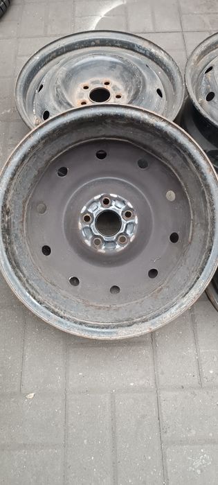 Диски на Субару r16