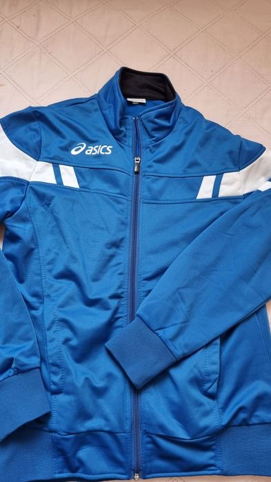 Спортен екип на Asics М размер