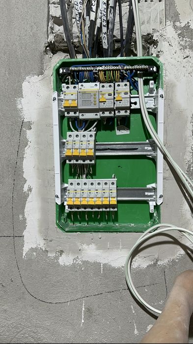 Электрик профессионал