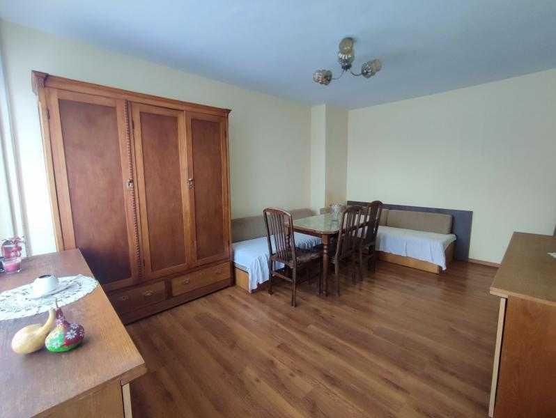 Дава се под наем Двустаен апартамент в Бургас, Братя Миладинови - 70 кв.м за 398.82 € - Снимка #2