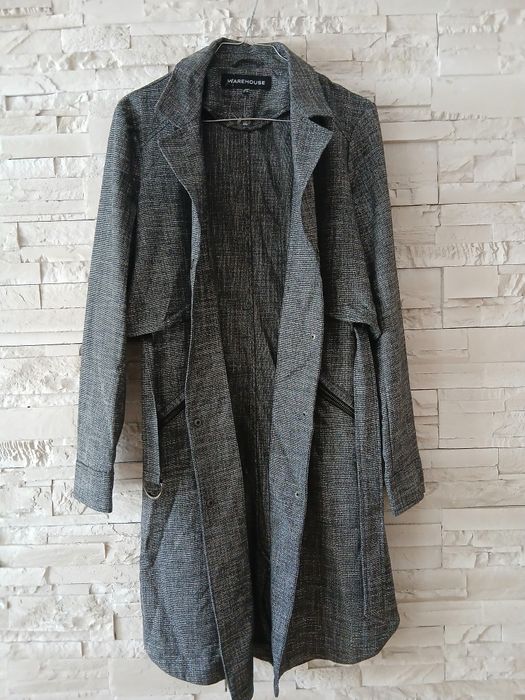 Trech  warehouse nu a fost niciodată purtat