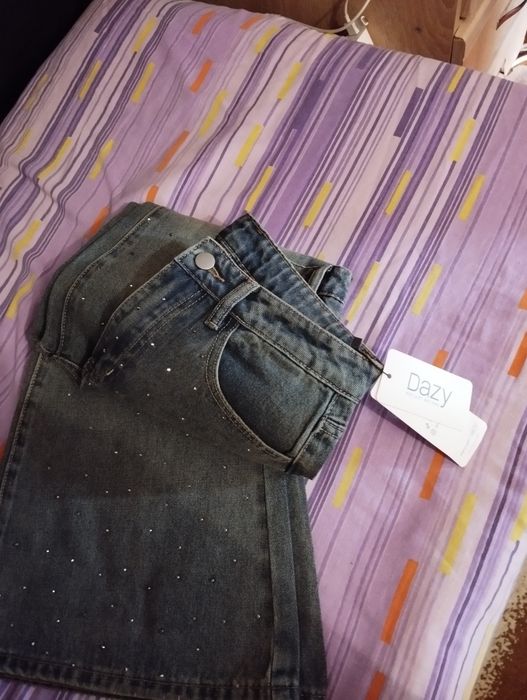 Blugi evazați de dama