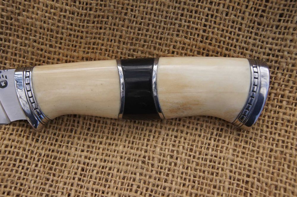 ЛОВЕН НОЖ РЪЧНА ИЗРАБОТКА - CPM S90V