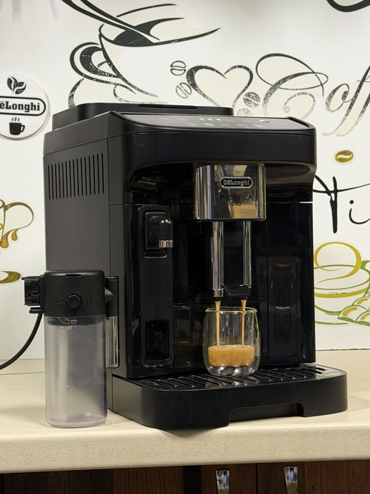 Кафемашина кафе автомат delonghi magnifica evo с гаранция