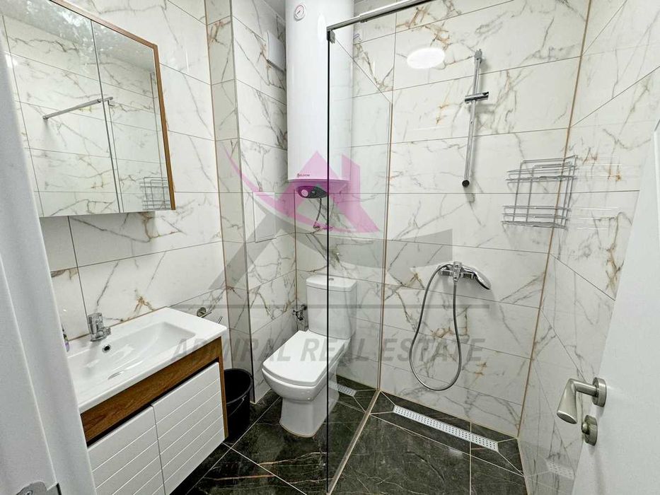 Дава се под наем Двустаен апартамент в Варна, Левски - 55 кв.м за 475 € - Снимка #3