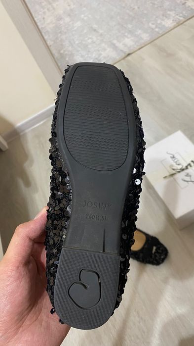 Продам женские балетки