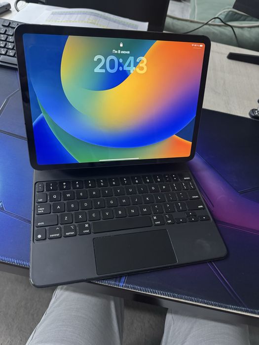 iPad Pro 2022 11inch 2 pokoleniya
