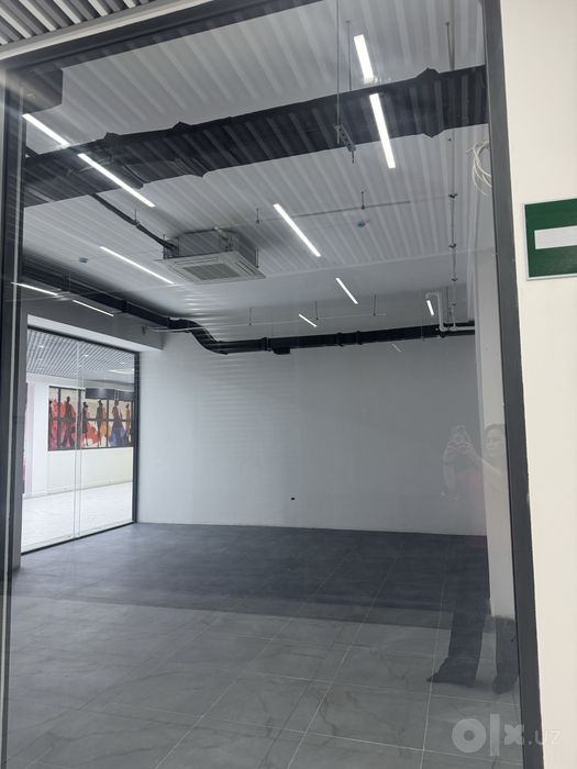 Arenda magazin Centrum Holl