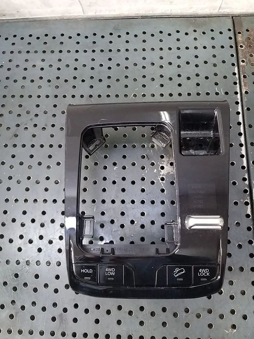 Rama schimbator viteze cu butoane jeep compass 2 6zm43dx8ac 60971259 6zm45dx8ac 735756046