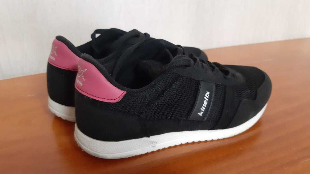 Кроссовки Kinetix Размер 37