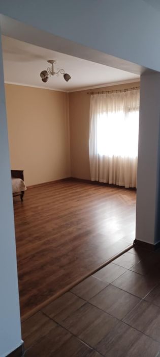 Vand casa P+M in Valu lui Traian zona C