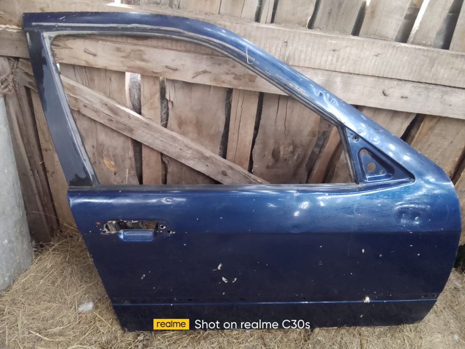 Продам двери срочно БМВ продам