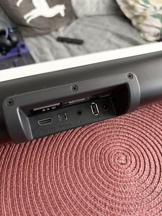 Soundbar cu bluetooth, hdmi arc si jack