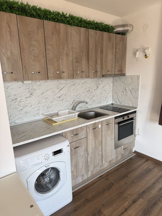 Под наем тристаен апартамент гр.Сандански